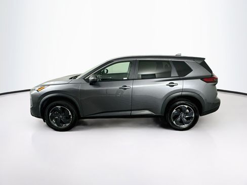 Used 2025 Nissan Rogue SV FWD image 4