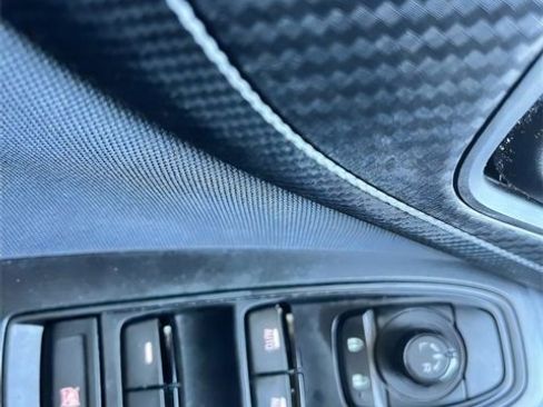 Used 2019 Subaru Crosstrek 2.0i Premium w/ Eyesight System image 21