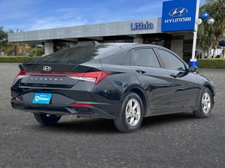 Used 2021 Hyundai Elantra SE video 2
