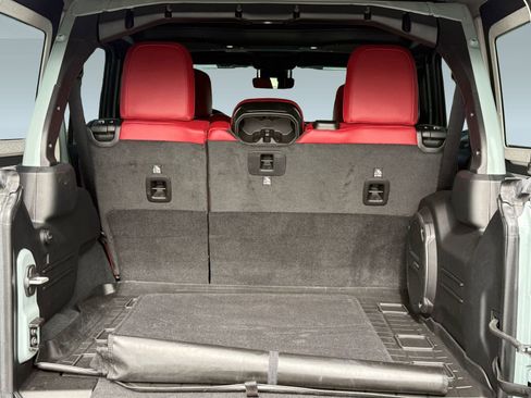 Used 2024 Jeep Wrangler Rubicon 392 image 28