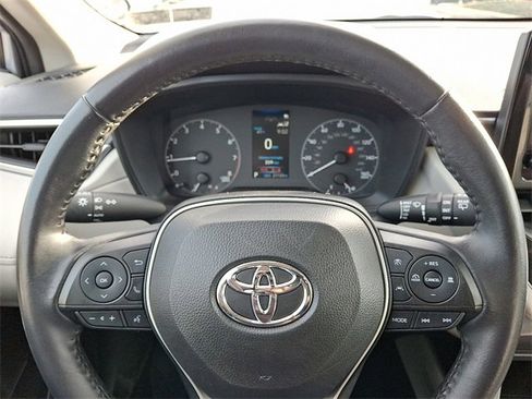 Certified 2023 Toyota Corolla Cross LE image 18