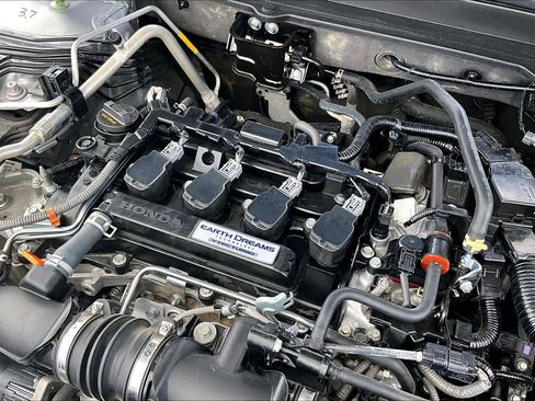 Used 2019 Honda Accord Sport image 31