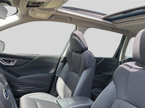 Used 2023 Subaru Forester Premium image 18