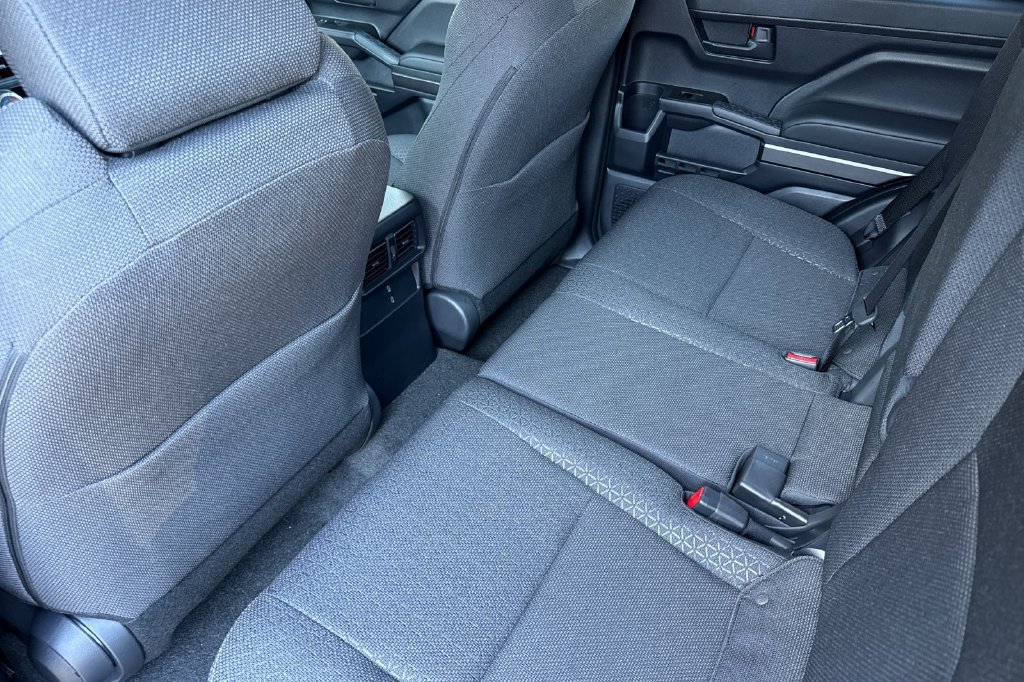 New 2026 Toyota 4Runner SR5 AWD/4WD image 9