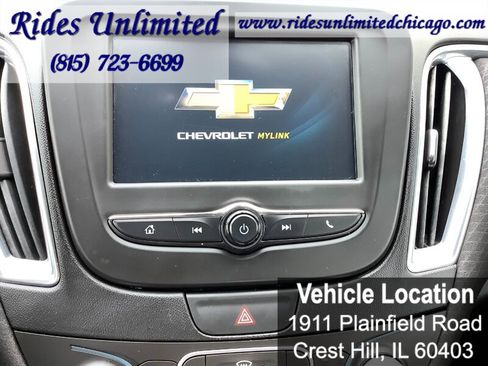 Used 2018 Chevrolet Malibu LT image 18