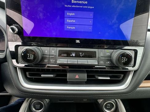 Used 2024 Toyota Grand Highlander Limited image 18