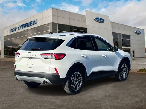 Certified 2022 Ford Escape SEL AWD/4WD image 5