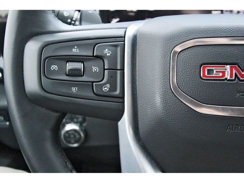 Used 2026 GMC Sierra 1500 SLT RWD image 10