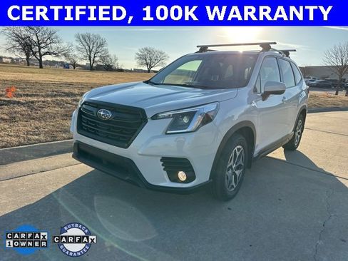 Used 2022 Subaru Forester Premium image 7