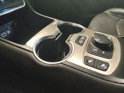 Used 2018 GMC Terrain Denali w/ Advanced Safety Package image 26