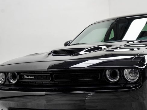 Used 2021 Dodge Challenger R/T Scat Pack image 2