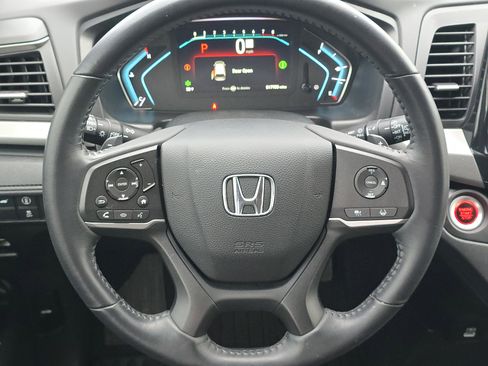 Used 2024 Honda Odyssey EX-L image 15