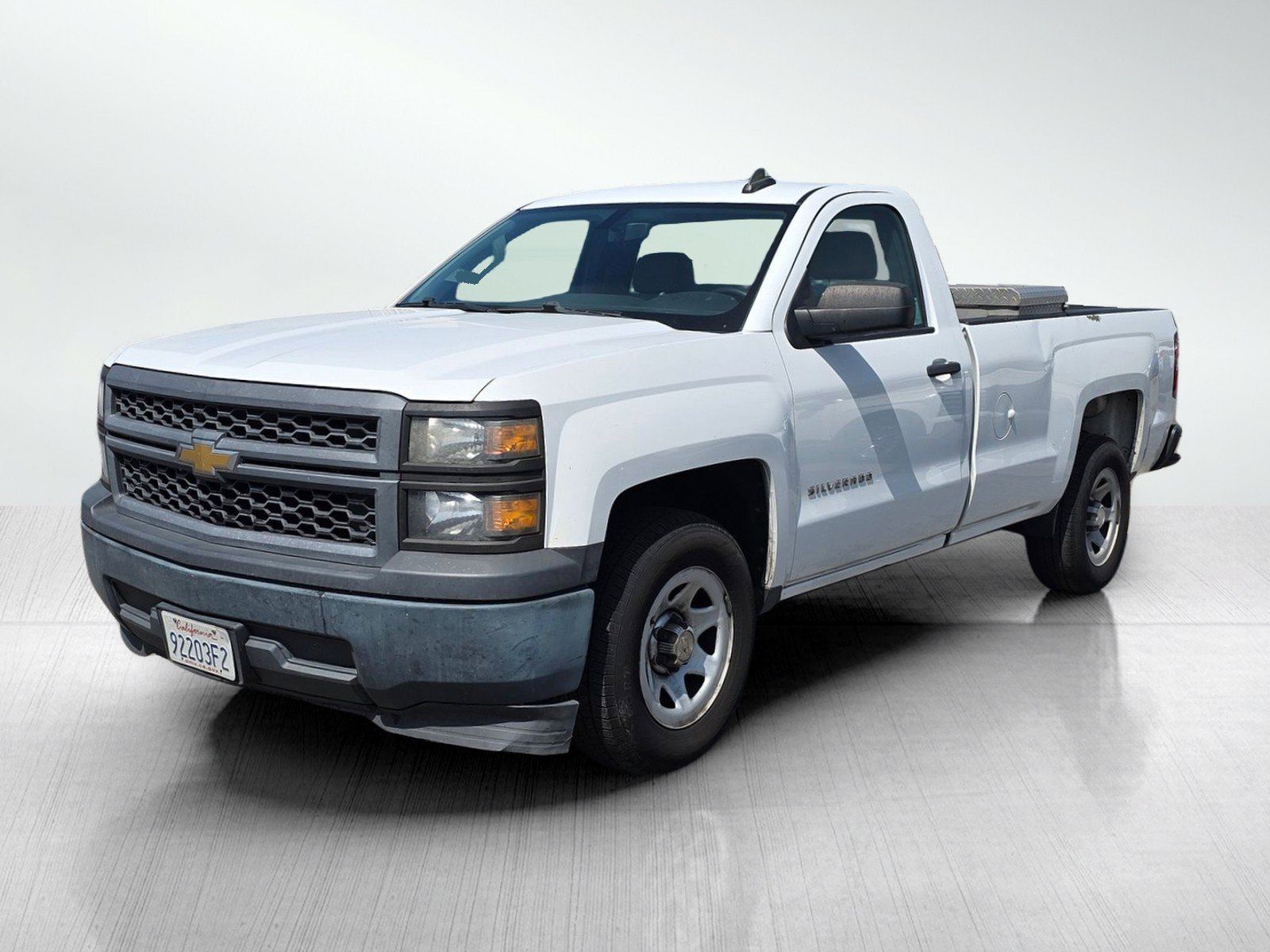 Used 2015 Chevrolet Silverado 1500 W/T RWD image 3