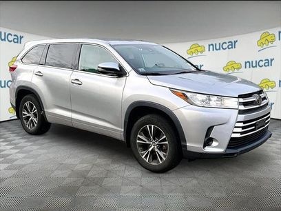 Certified 2018 Toyota Highlander LE
