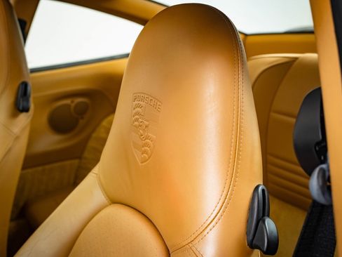 Used 2003 Porsche 911 Carrera image 21