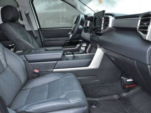 Used 2024 Toyota Tundra Limited image 16