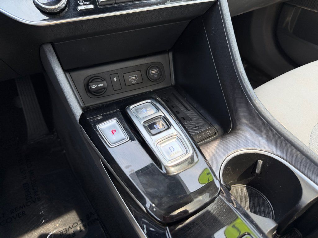 Used 2022 Hyundai Sonata SEL w/ Convenience Package FWD image 28