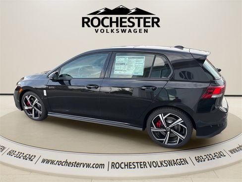 New 2026 Volkswagen GTI SE image 5