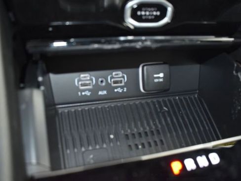 New 2026 Jeep Grand Cherokee Altitude AWD/4WD image 25