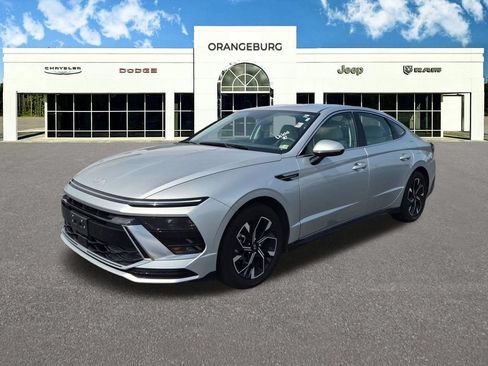 Used 2025 Hyundai Sonata SEL FWD image 5