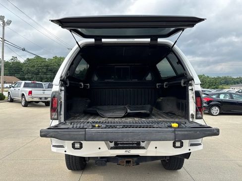 Used 2016 Ford F250 Platinum w/ FX4 Off-Road Package AWD/4WD image 50