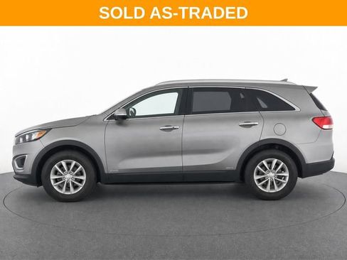 Used 2017 Kia Sorento AWD w/ LX Convenience Package image 12