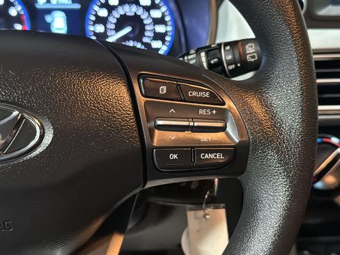 Used 2019 Hyundai Kona SE FWD image 13