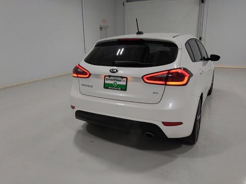 Used 2017 Kia Forte EX image 7