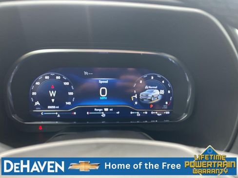 Used 2024 Chevrolet Tahoe LT w/ Luxury Package AWD/4WD image 12