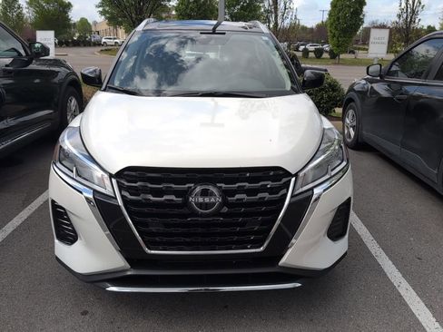 Used 2024 Nissan Kicks SV image 31