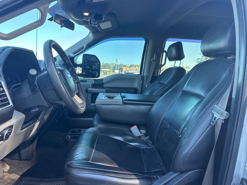 Used 2017 Ford F250 XLT w/ XLT Value Package AWD/4WD image 9