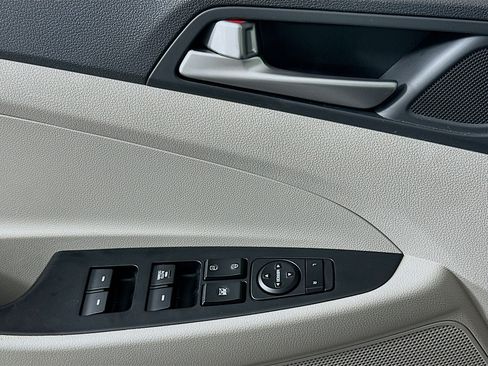 Used 2018 Hyundai Tucson SE FWD image 15