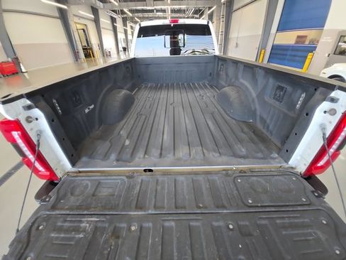 Used 2024 Ford F350 Lariat w/ FX4 Off-Road Package AWD/4WD image 23