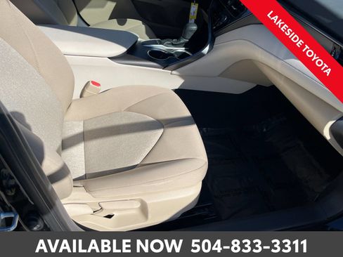 Used 2023 Toyota Camry LE image 17
