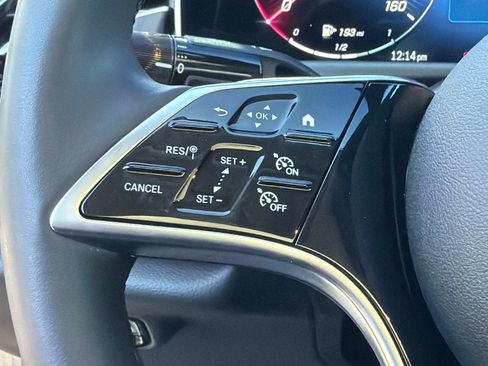 Used 2025 Mercedes-Benz E 350 Sedan image 50