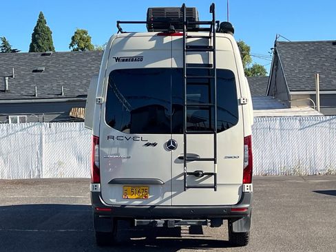 Used 2022 Mercedes-Benz Sprinter 2500 image 5