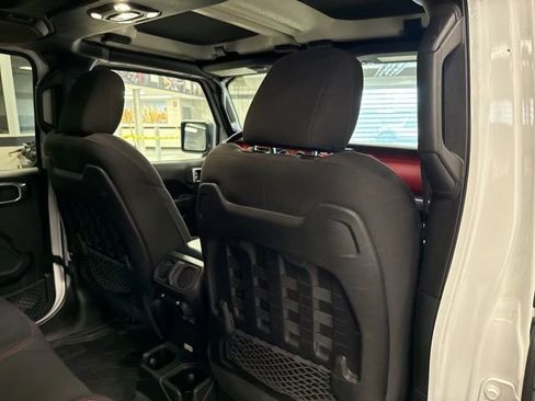 Used 2022 Jeep Wrangler Unlimited Rubicon w/ LED Lighting Group image 24