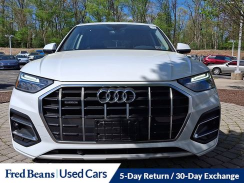Used 2023 Audi Q5 2.0T Premium w/ Convenience Package image 2