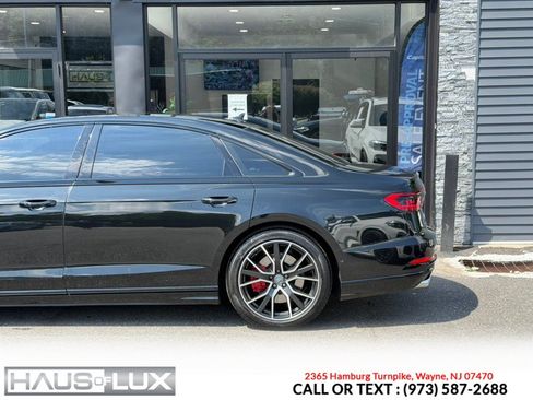 Used 2020 Audi S8 L w/ S8 Executive Package AWD/4WD image 7