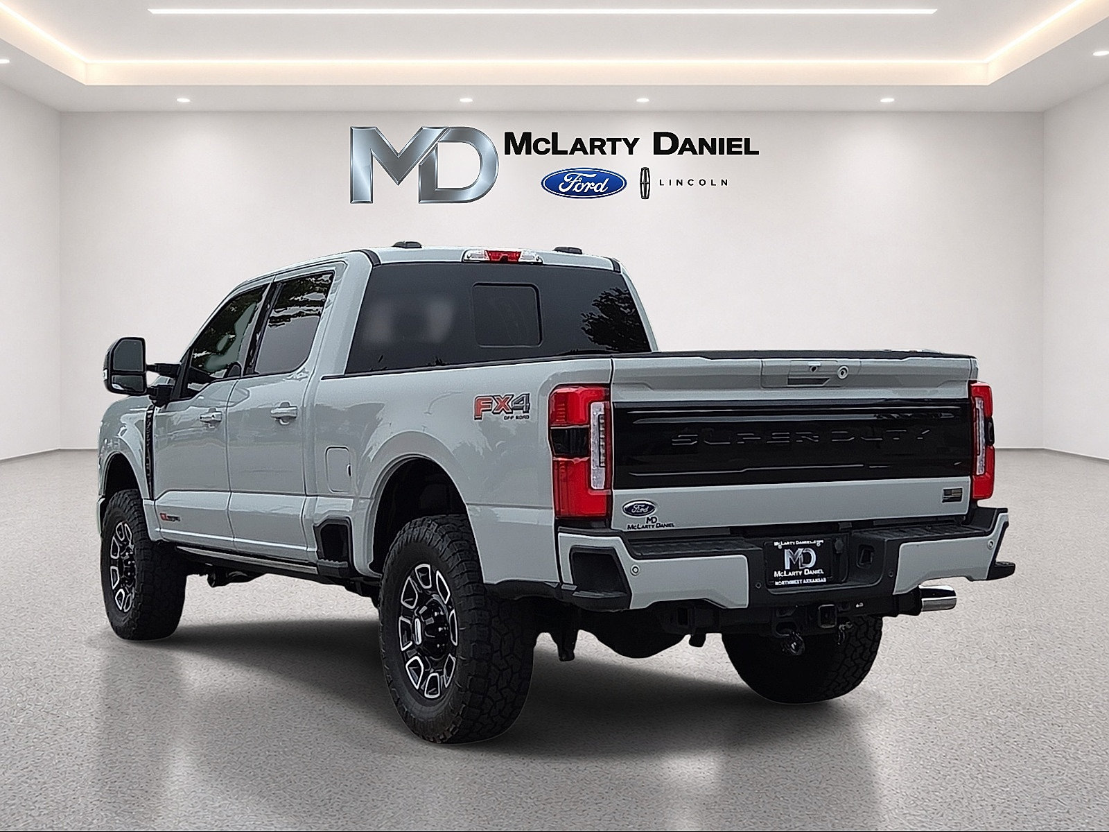 Certified 2025 Ford F250 Platinum AWD/4WD image 4