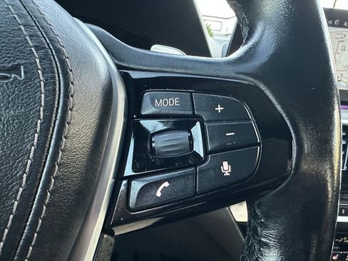 Used 2018 BMW 530i xDrive xDrive image 16