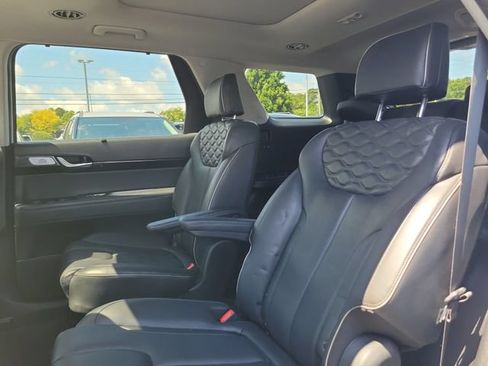 Used 2022 Hyundai Palisade Limited FWD image 9