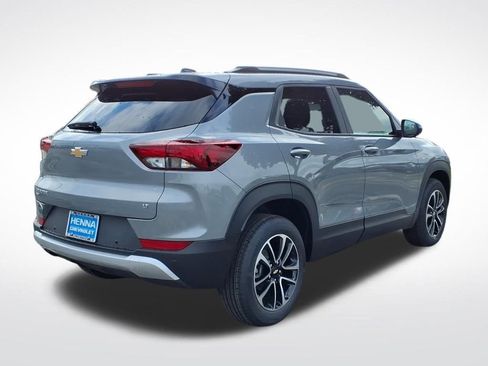New 2026 Chevrolet TrailBlazer LT w/ Convenience Package AWD/4WD image 3