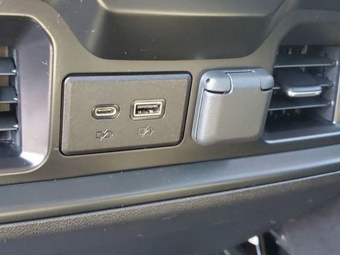 Certified 2022 Chevrolet Silverado 1500 LT Trail Boss w/ Safety Package AWD/4WD image 9