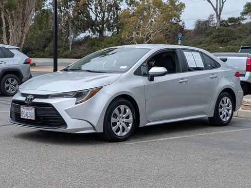 Used 2023 Toyota Corolla LE FWD image 11