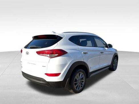 Used 2018 Hyundai Tucson SEL Plus w/ Cargo Package image 2