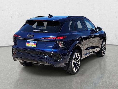 New 2026 Audi Q3 quattro 2.0T AWD/4WD image 5