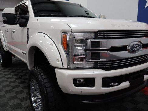 Used 2019 Ford F250 Limited w/ FX4 Off-Road Package AWD/4WD image 19