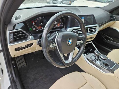 Used 2020 BMW 330i Sedan w/ Convenience Package image 17