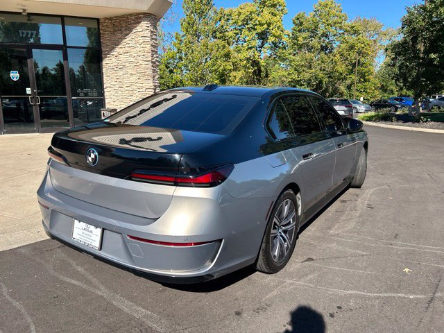 Used 2023 BMW i7 xDrive60 AWD/4WD image 7
